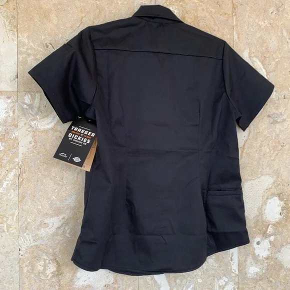 Traeger x Dickies Women's Ultimate Grilling Shirt - Picture 9 of 16